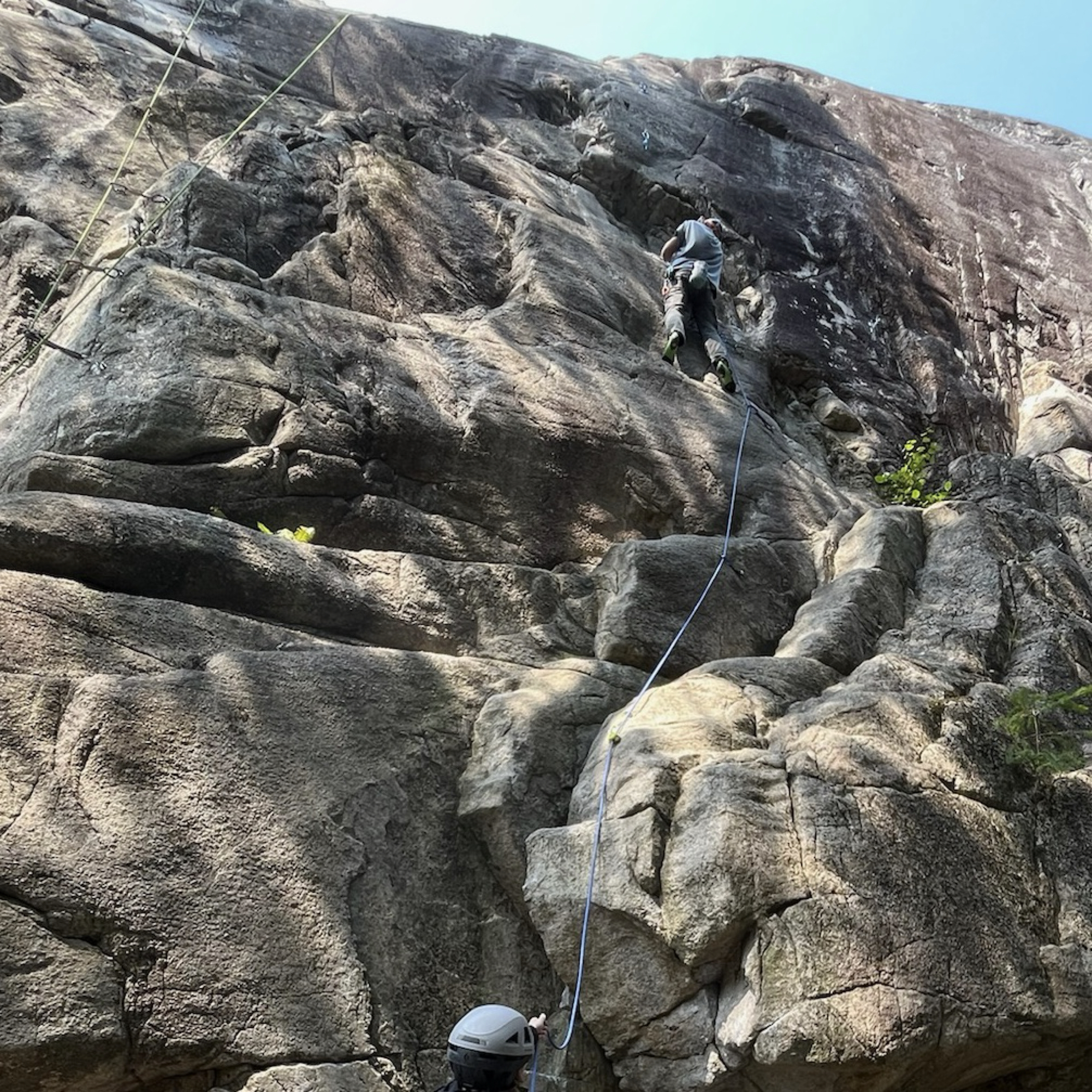 Climbing Beta video of climbers on Oh, Happy Day 5.10a in Squamish with undefined beta videos in KAYA, the climber's app - where climbers can log and track their ascents, progress, and connect with their local gym and outdoor climbing community.