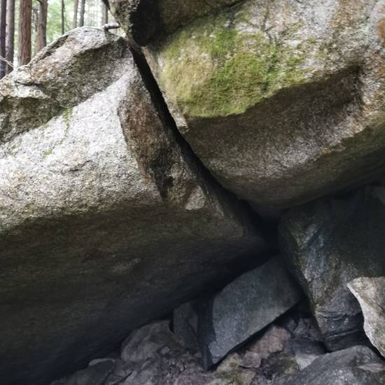 A Quest for Pain v2, Squamish - Beta Video from Moss
