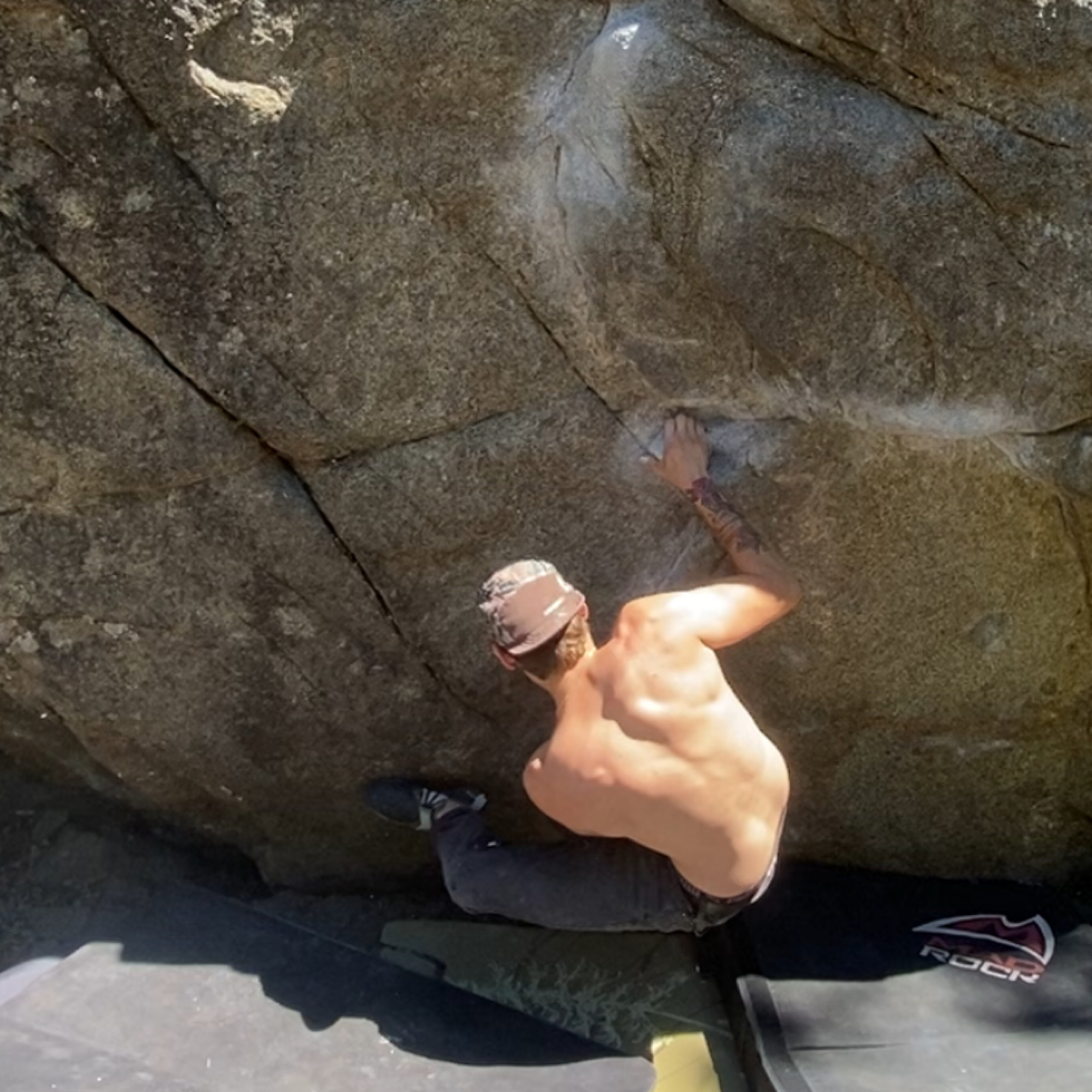 Climbing Beta video of climbers on Sunny and Steep v2 in Leavenworth with undefined beta videos in KAYA, the climber's app - where climbers can log and track their ascents, progress, and connect with their local gym and outdoor climbing community.