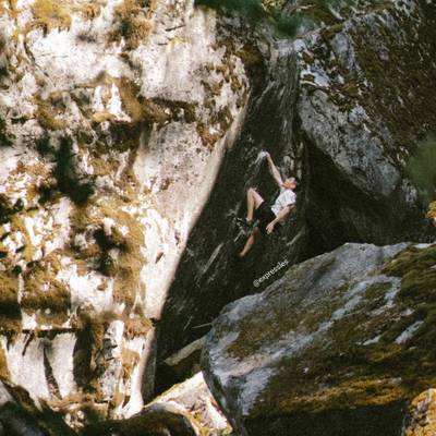Smoke in the Air v7, Squamish - Beta Video from stans