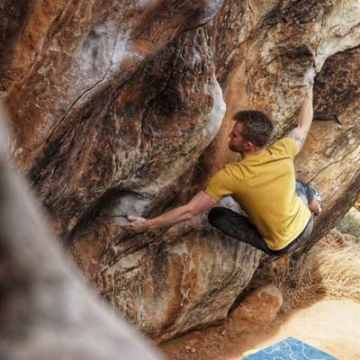 Kung Pao v6, Moe's Valley - Beta Video from bolts.and.holds