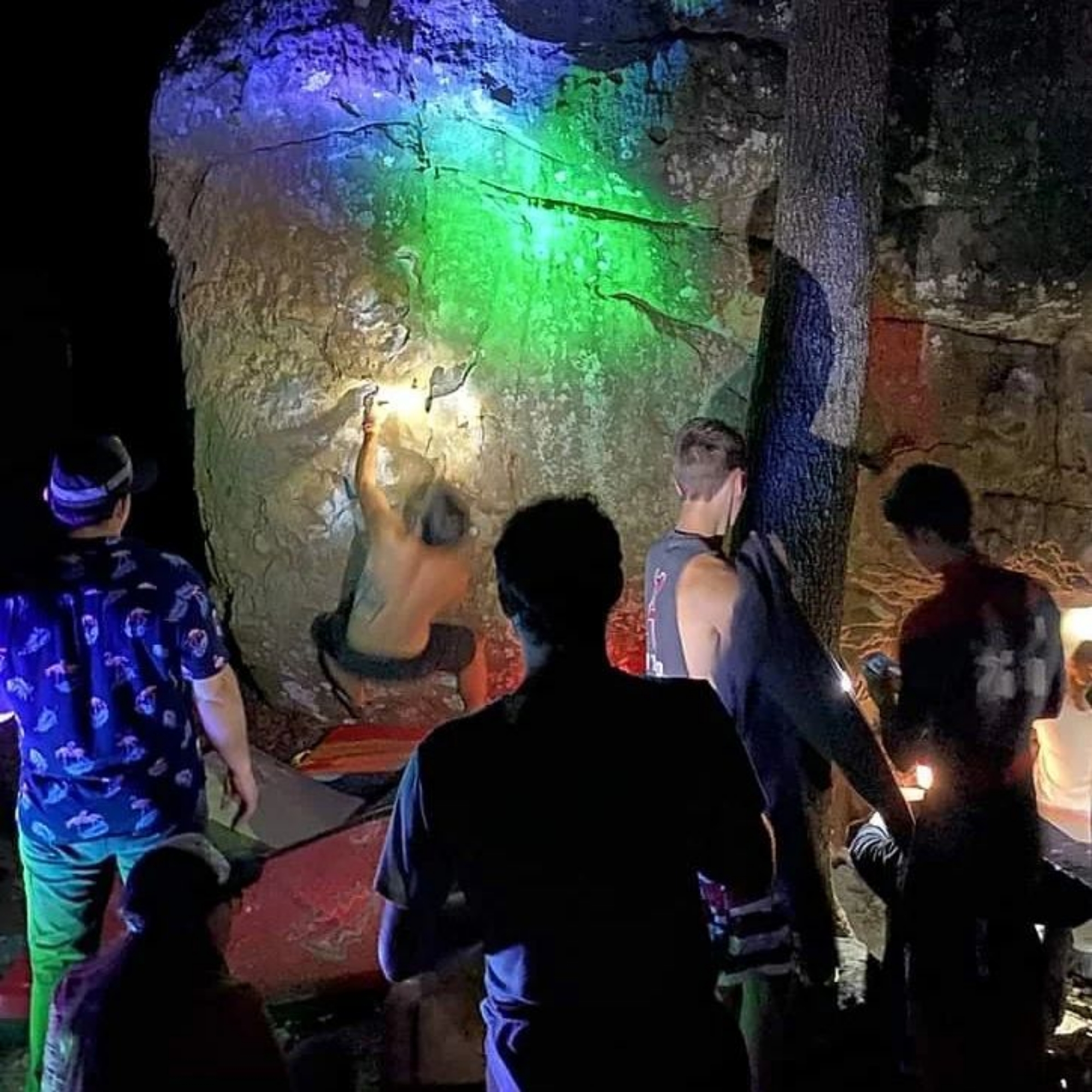 Climbing Beta video of climbers on Dig Dug Left v4 in Horseshoe Canyon Ranch with undefined beta videos in KAYA, the climber's app - where climbers can log and track their ascents, progress, and connect with their local gym and outdoor climbing community.