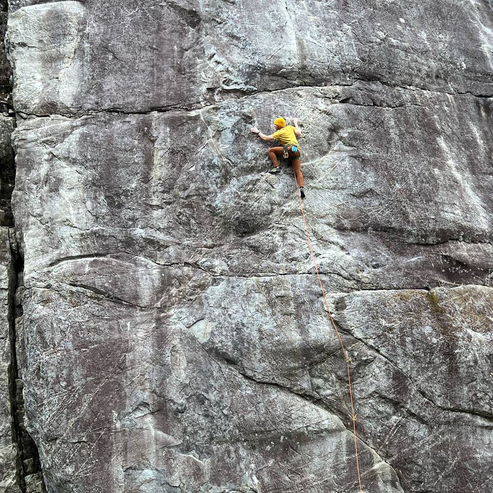Railton Road 5.10a, Squamish - Beta Video from Korirok