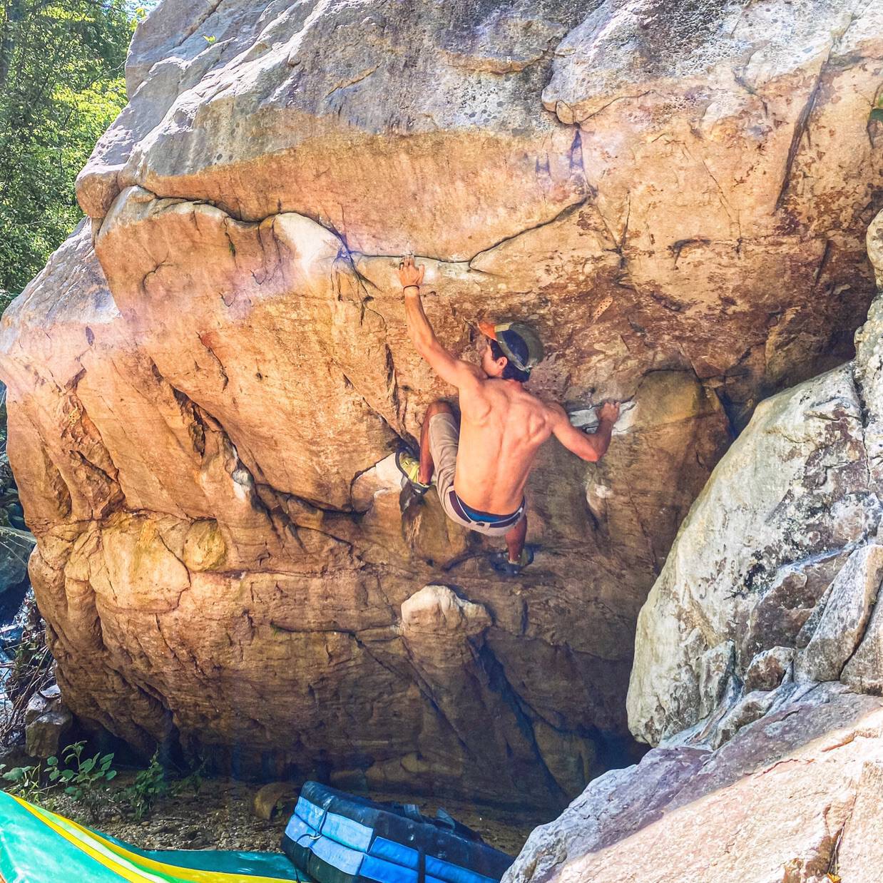 Climbing Beta video of climbers on Pipe Dreams v8 in Lookout Mountain with undefined beta videos in KAYA, the climber's app - where climbers can log and track their ascents, progress, and connect with their local gym and outdoor climbing community.