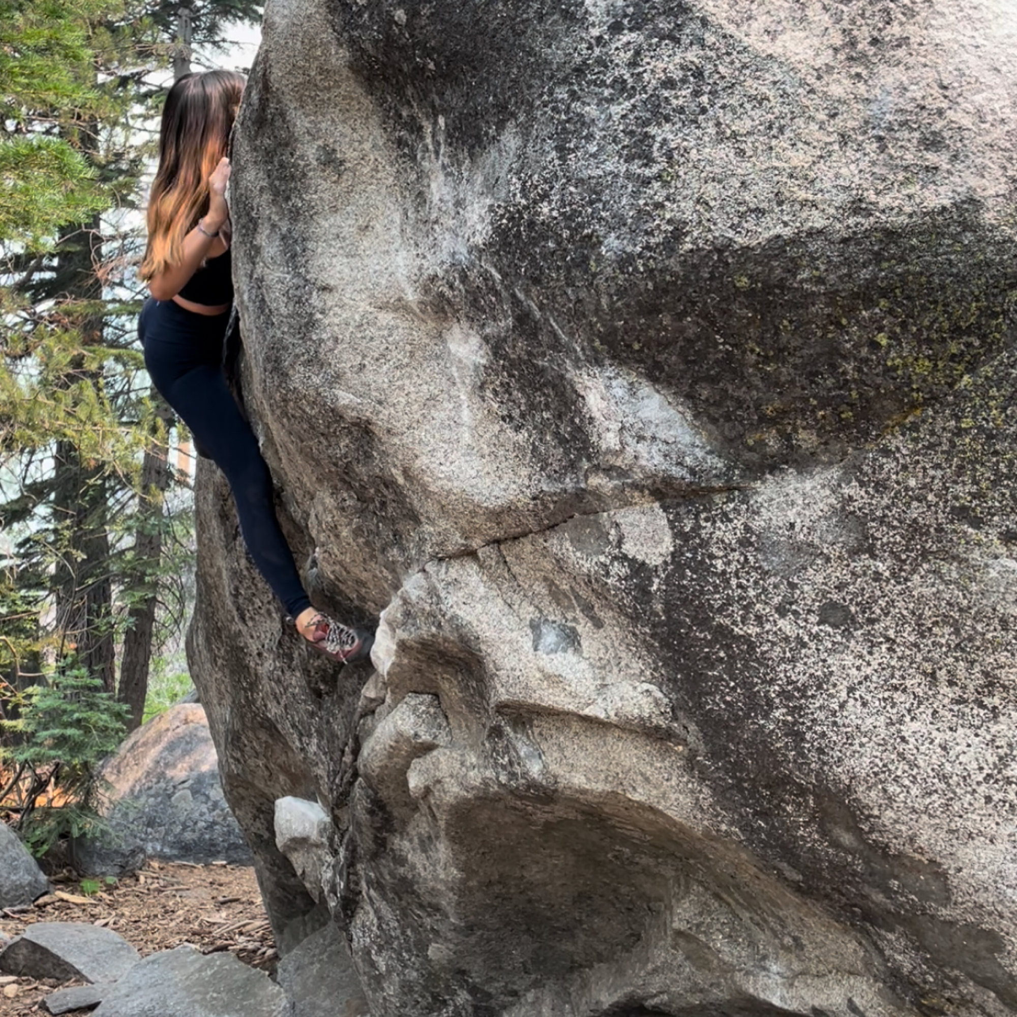 Climbing Beta video of climbers on Sweet & Low v7 in Lake Tahoe with undefined beta videos in KAYA, the climber's app - where climbers can log and track their ascents, progress, and connect with their local gym and outdoor climbing community.