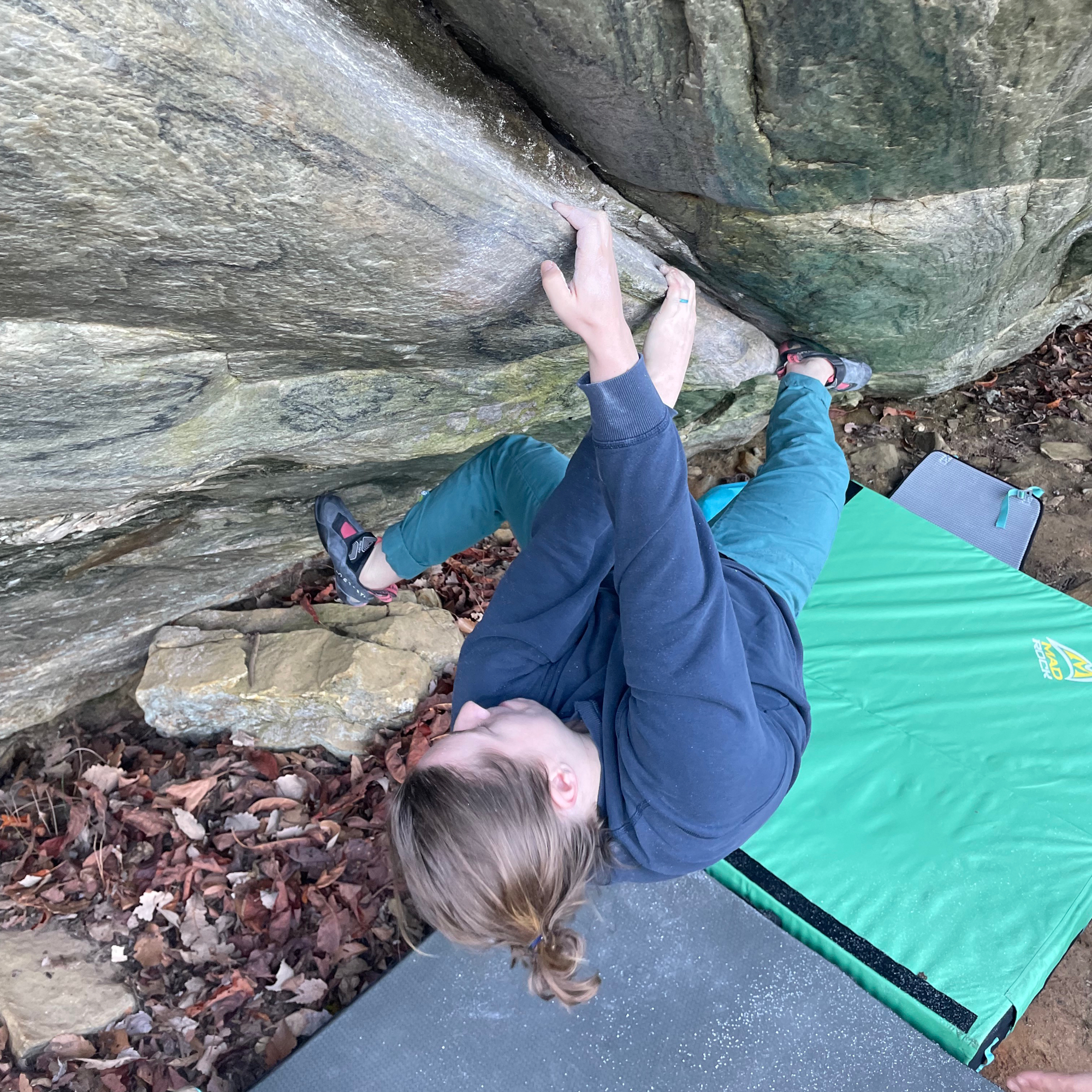 Climbing Beta video of climbers on California Girl v4 in Moore's Wall with undefined beta videos in KAYA, the climber's app - where climbers can log and track their ascents, progress, and connect with their local gym and outdoor climbing community.