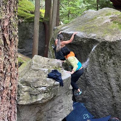 Cream Puff Dream v5, Squamish - Beta Video from annaclimbing