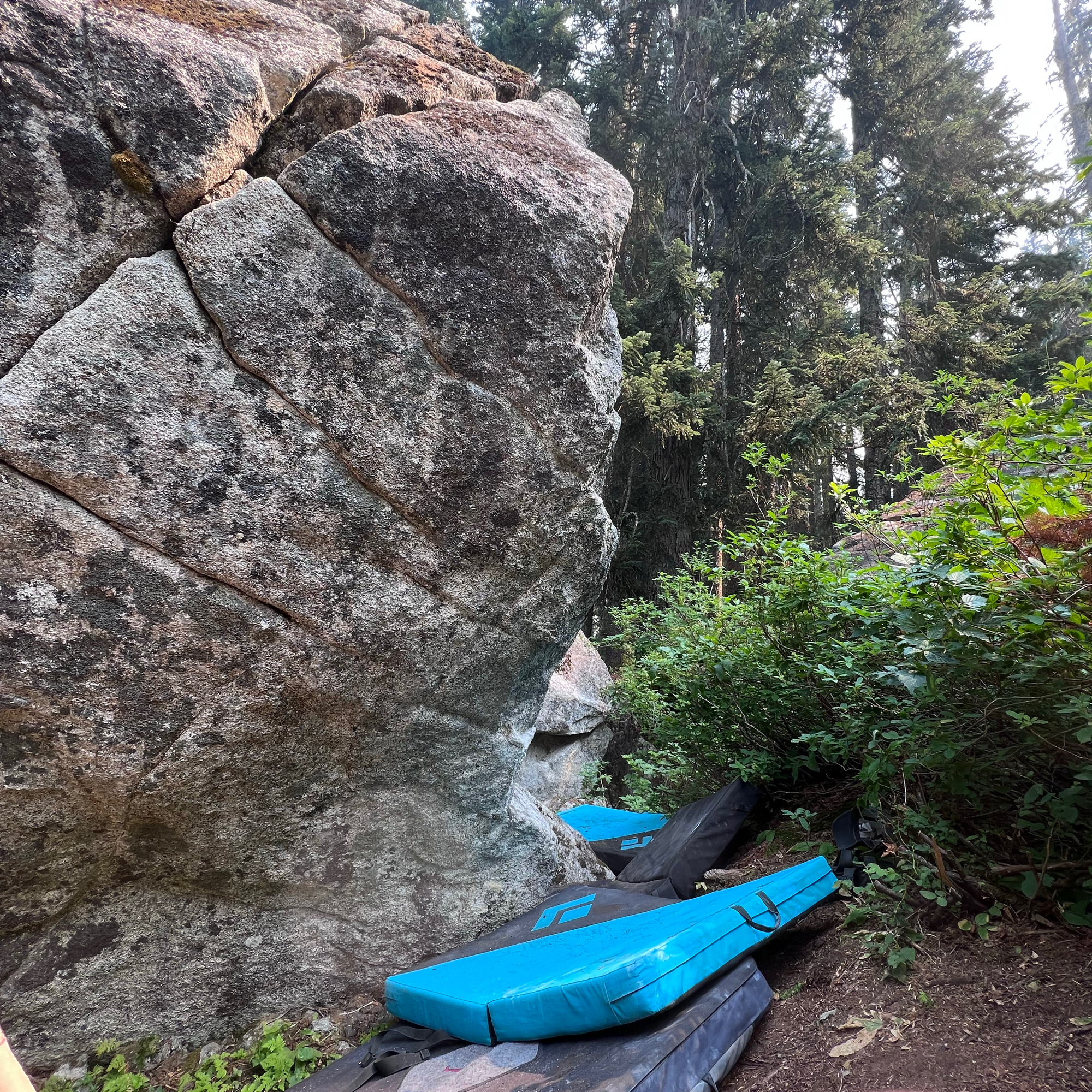 Climbing Beta video of climbers on Bastard in a Basket v3 in Stevens Pass with undefined beta videos in KAYA, the climber's app - where climbers can log and track their ascents, progress, and connect with their local gym and outdoor climbing community.