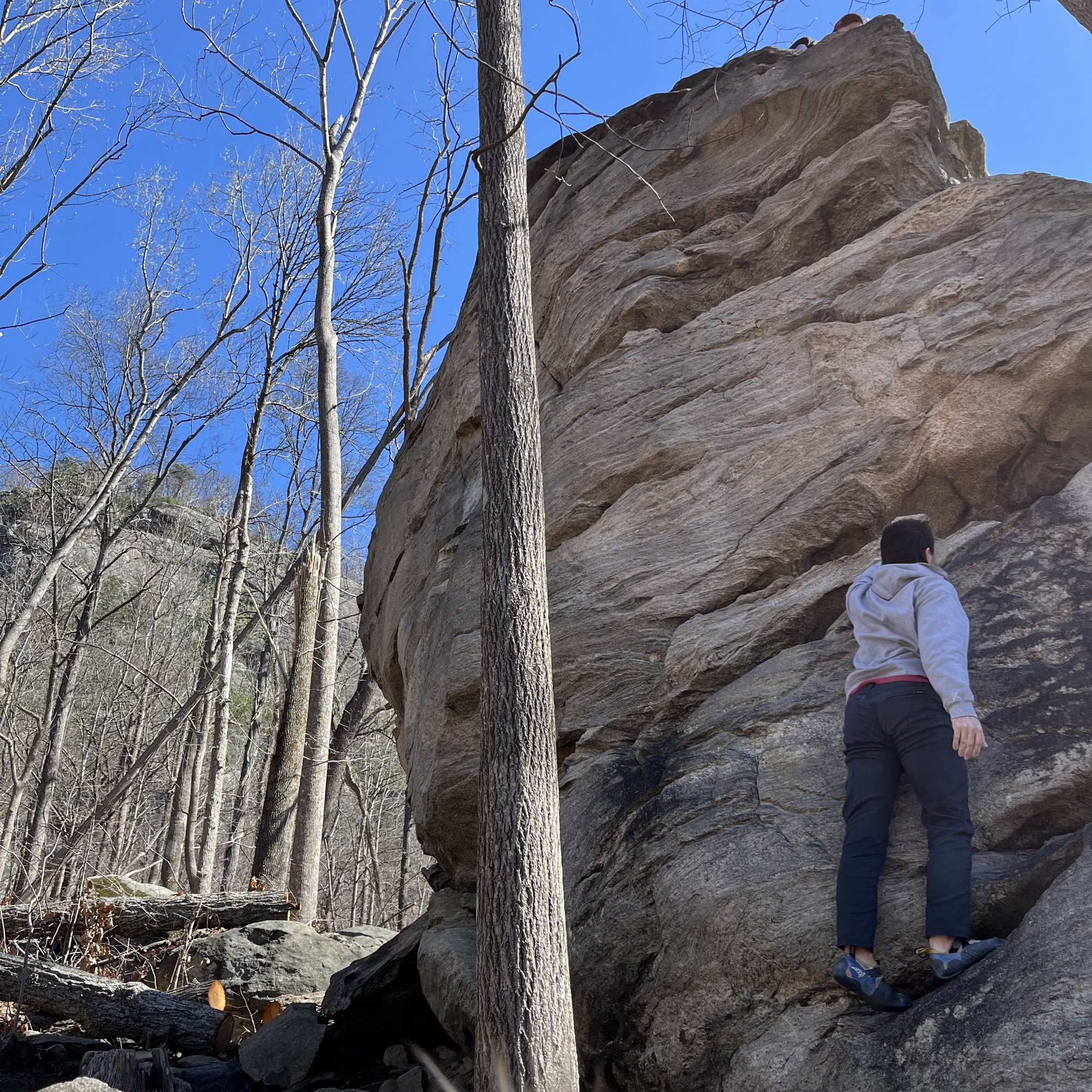 Climbing Beta video of climbers on Iris v1 in Rumbling Bald with undefined beta videos in KAYA, the climber's app - where climbers can log and track their ascents, progress, and connect with their local gym and outdoor climbing community.
