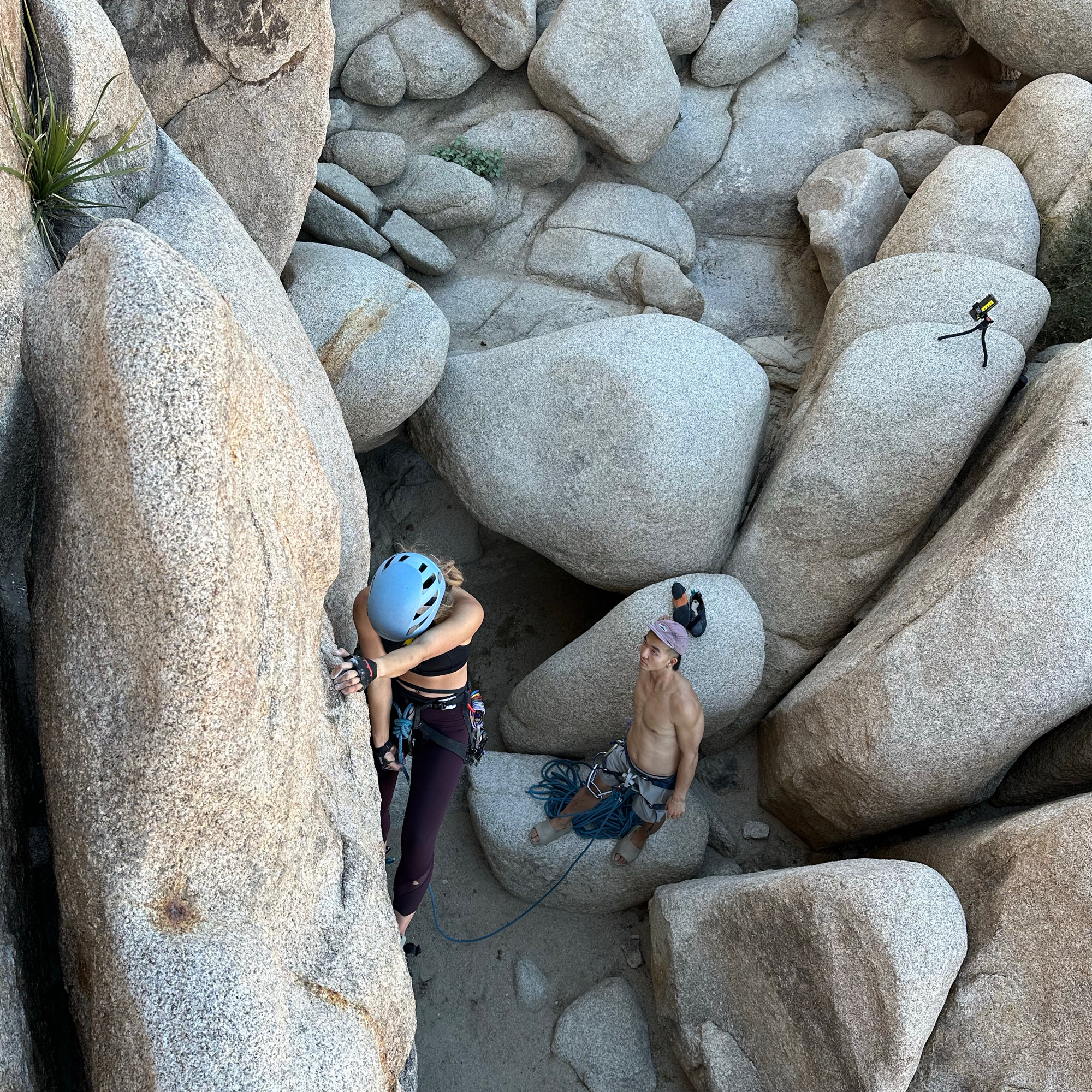 Climbing Beta video of climbers on Sail Away 5.8 in Joshua Tree with undefined beta videos in KAYA, the climber's app - where climbers can log and track their ascents, progress, and connect with their local gym and outdoor climbing community.