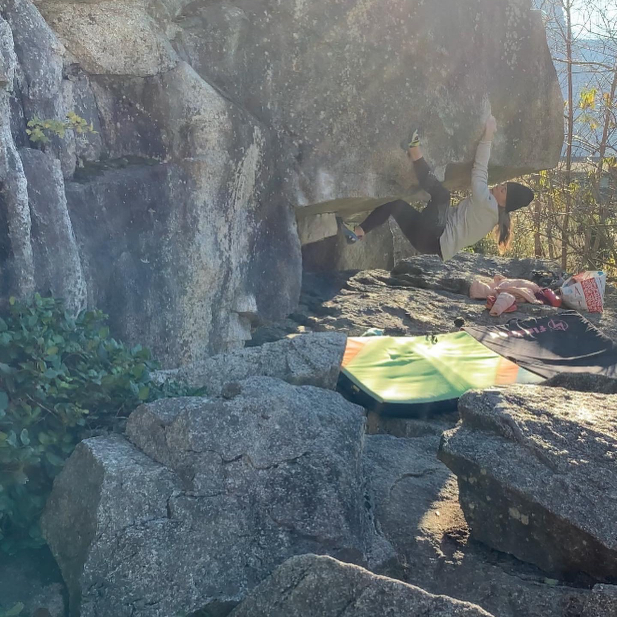 Climbing Beta video of climbers on Muddy Waters v10 in Squamish with undefined beta videos in KAYA, the climber's app - where climbers can log and track their ascents, progress, and connect with their local gym and outdoor climbing community.