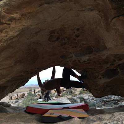 Pipe Warp v4, Moe's Valley - Beta Video from Angelina.Marie