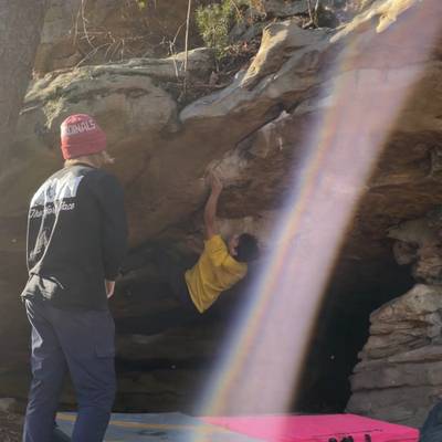Gross Roof v10, Pep Boys - Beta Video from cmclimbs