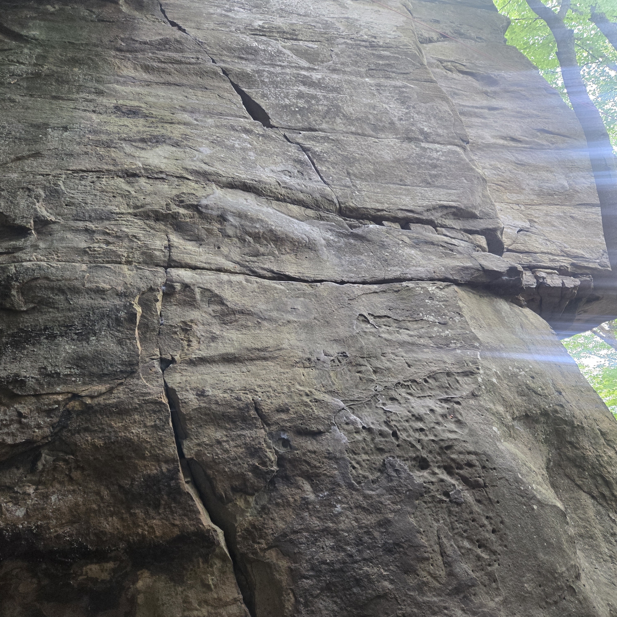 Climbing Beta video of climbers on Chockstone 5.9 in New River Gorge with undefined beta videos in KAYA, the climber's app - where climbers can log and track their ascents, progress, and connect with their local gym and outdoor climbing community.