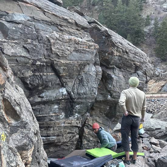 Bull Snake v5, Clear Creek Canyon - Beta Video from Peej