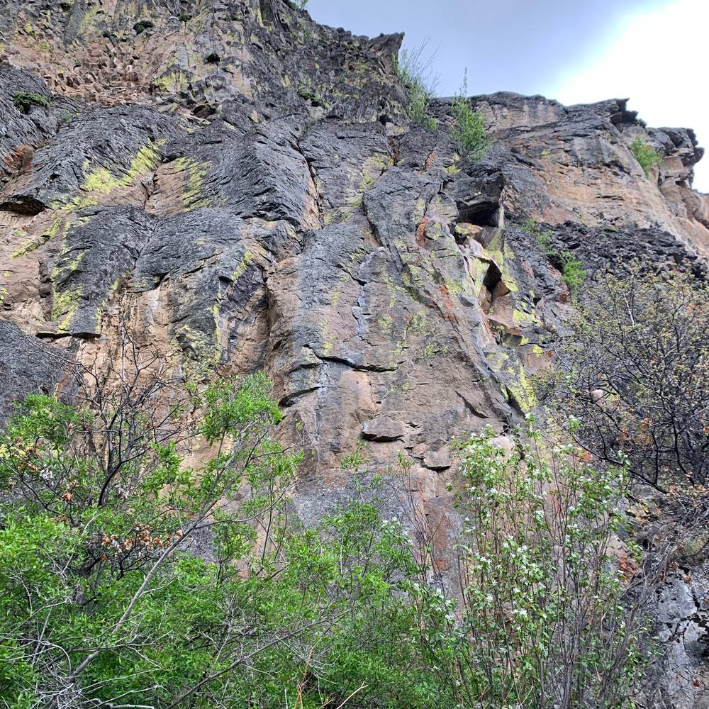 The Riddler 5.10a, Tieton River - Beta Video from internalmedguy
