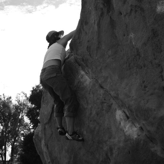 Slant Rock Traverse v0, Stoney Point - Beta Video from oranjecat