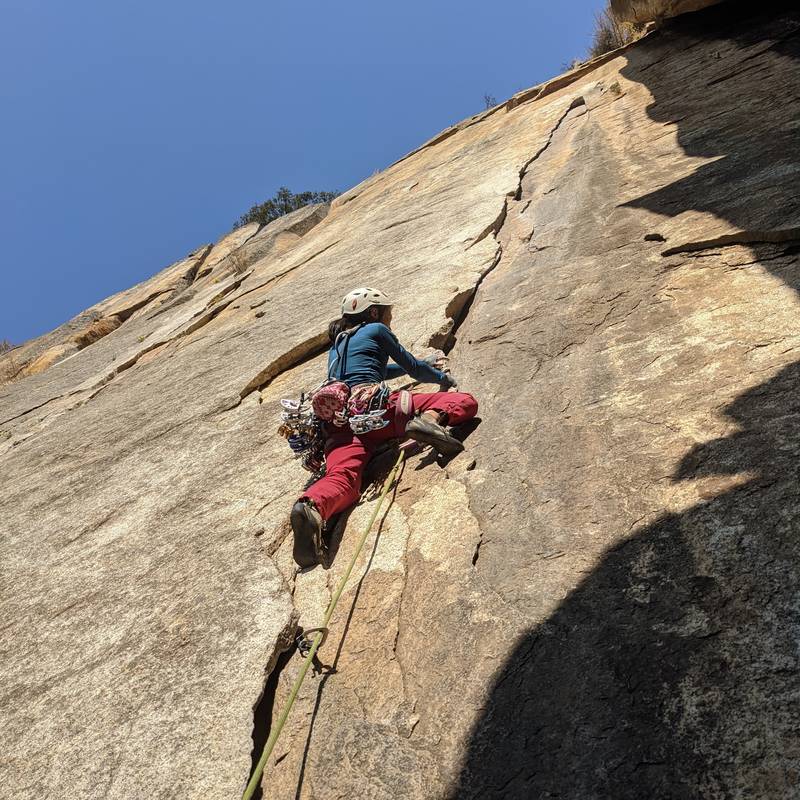 Outer Limits 5.10c, Yosemite Valley - Beta Video from liyuan