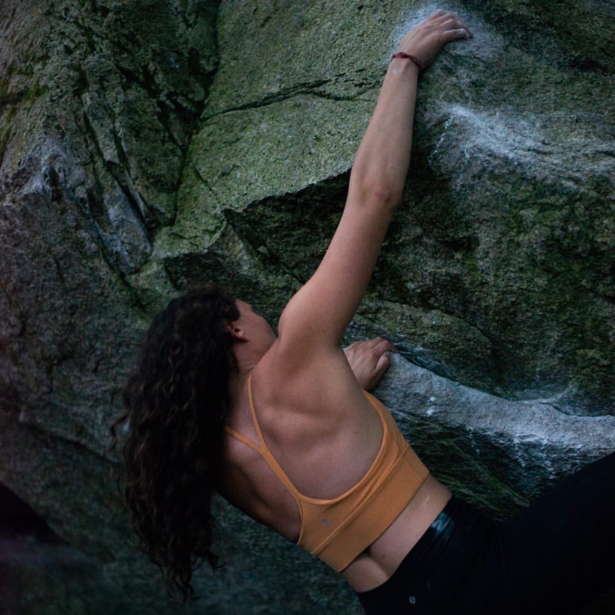 Climbing Beta video of climbers on Swank Stretch v5 in Squamish with undefined beta videos in KAYA, the climber's app - where climbers can log and track their ascents, progress, and connect with their local gym and outdoor climbing community.