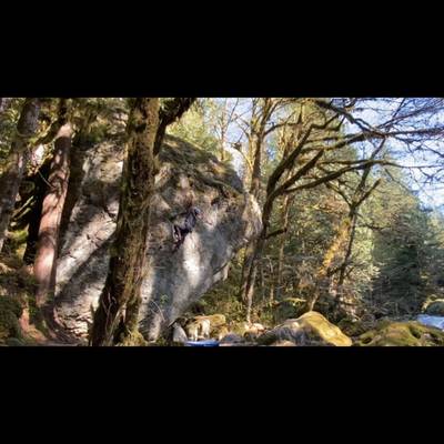 Whispering Waters v6, Squamish - Beta Video from carpediemt1223