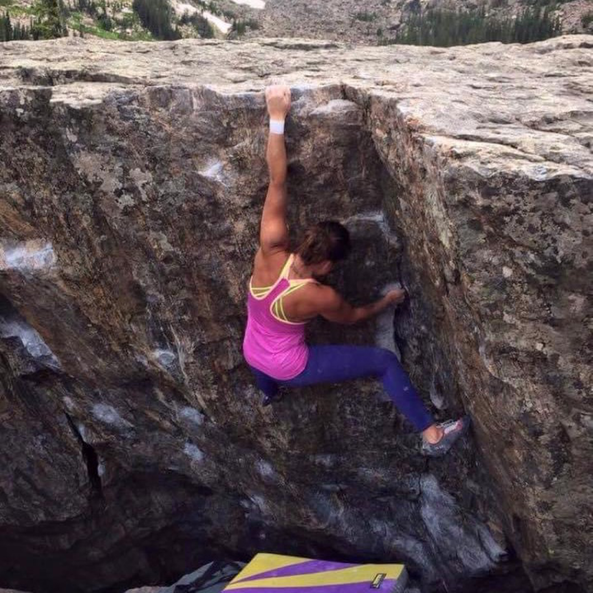 Climbing Beta video of climbers on The Autobot v5 in Rocky Mountain National Park with undefined beta videos in KAYA, the climber's app - where climbers can log and track their ascents, progress, and connect with their local gym and outdoor climbing community.