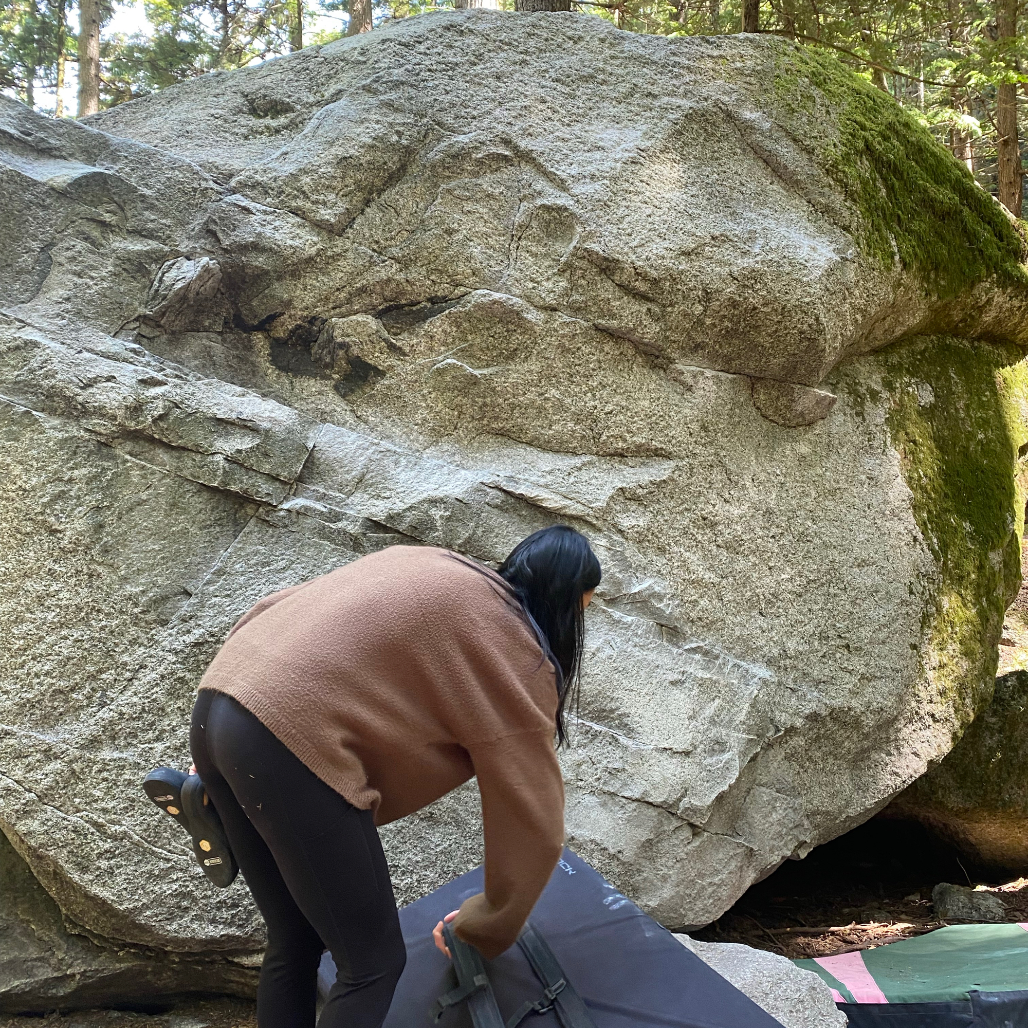 Climbing Beta video of climbers on Made in the Shade v1 in Squamish with undefined beta videos in KAYA, the climber's app - where climbers can log and track their ascents, progress, and connect with their local gym and outdoor climbing community.