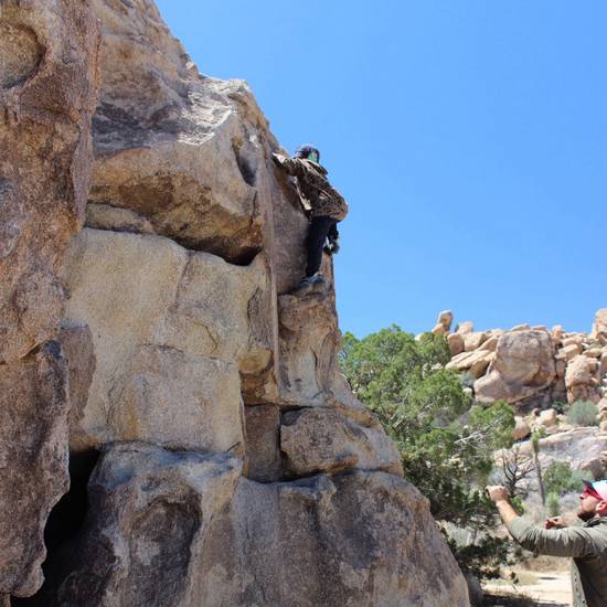 Mel's Traverse vB, Joshua Tree - Beta Video from KitClimbsStuff
