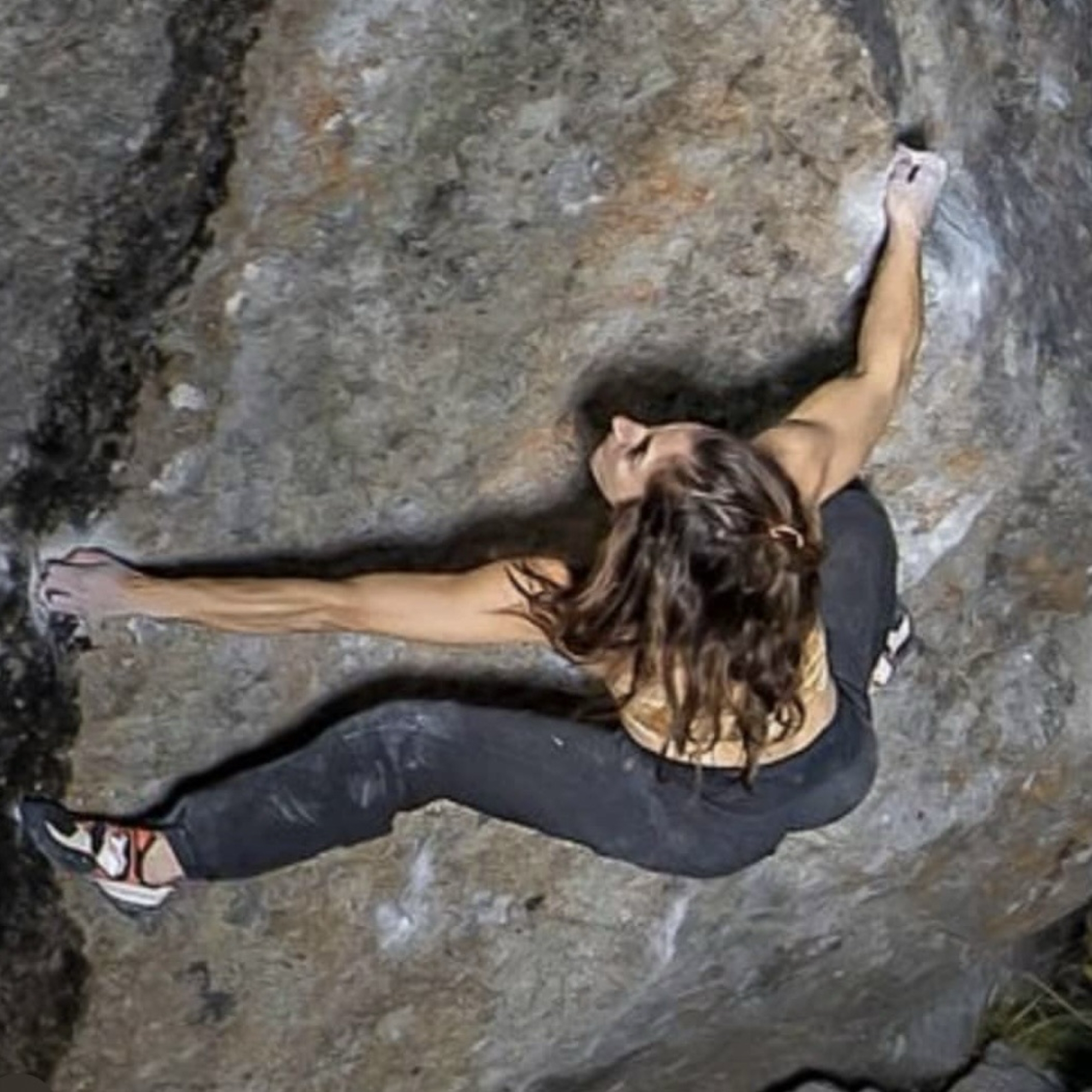 Climbing Beta video of climbers on Nest Egg Sit v9 in Little Cottonwood Canyon with undefined beta videos in KAYA, the climber's app - where climbers can log and track their ascents, progress, and connect with their local gym and outdoor climbing community.