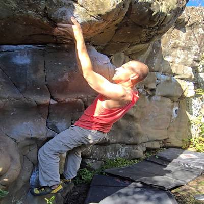 Shot Down in Flames Left v5, Taylors Falls - Beta Video from ClimbCrewDad