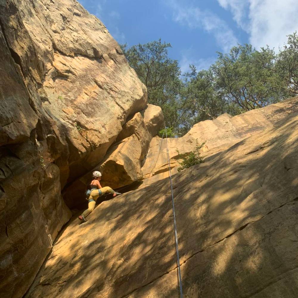 Left Crack Right Crack 5.9, Lookout Mountain - Beta Video from okadaarin