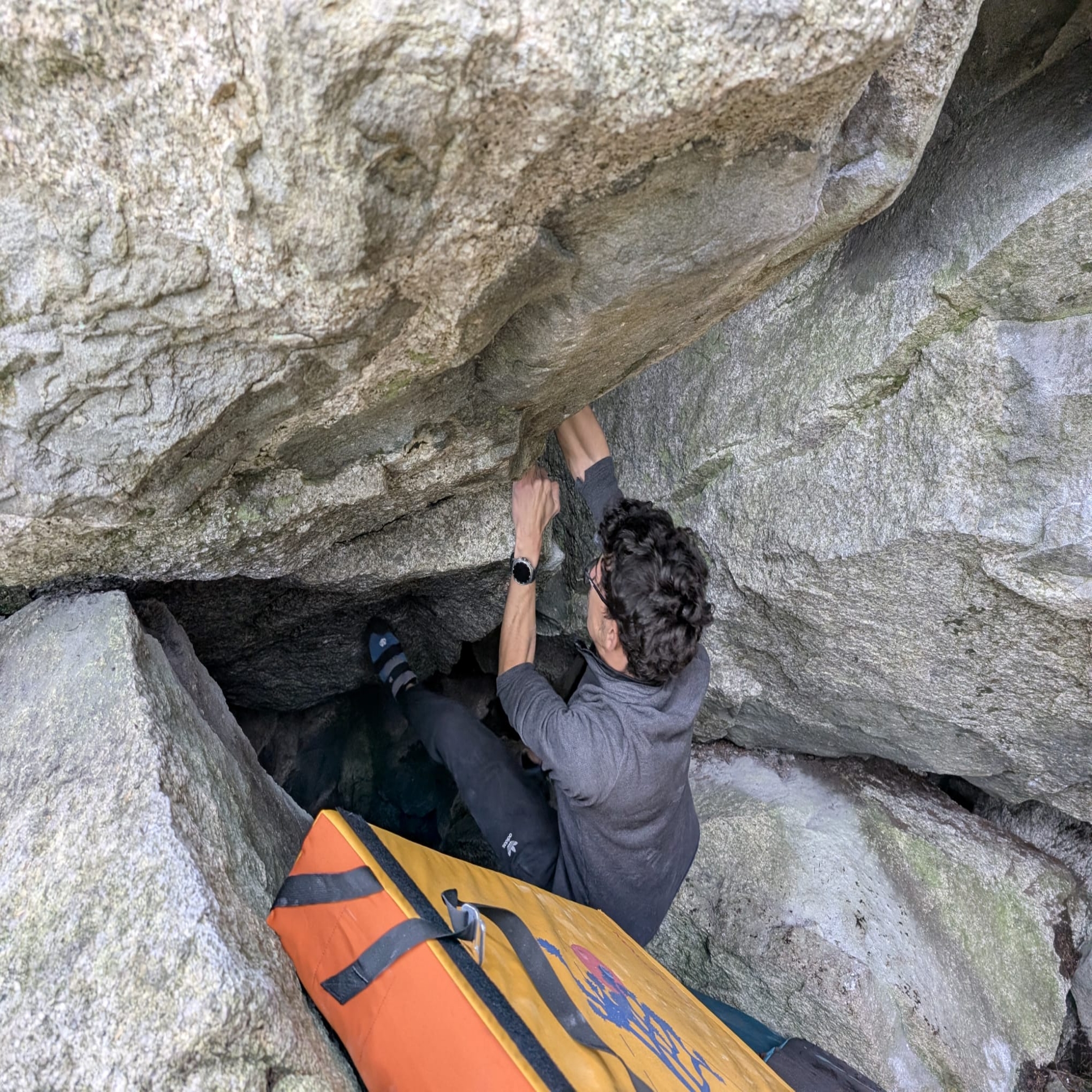 Climbing Beta video of climbers on Bert & Ernie Were Just Good Friends v3 in Squamish with undefined beta videos in KAYA, the climber's app - where climbers can log and track their ascents, progress, and connect with their local gym and outdoor climbing community.