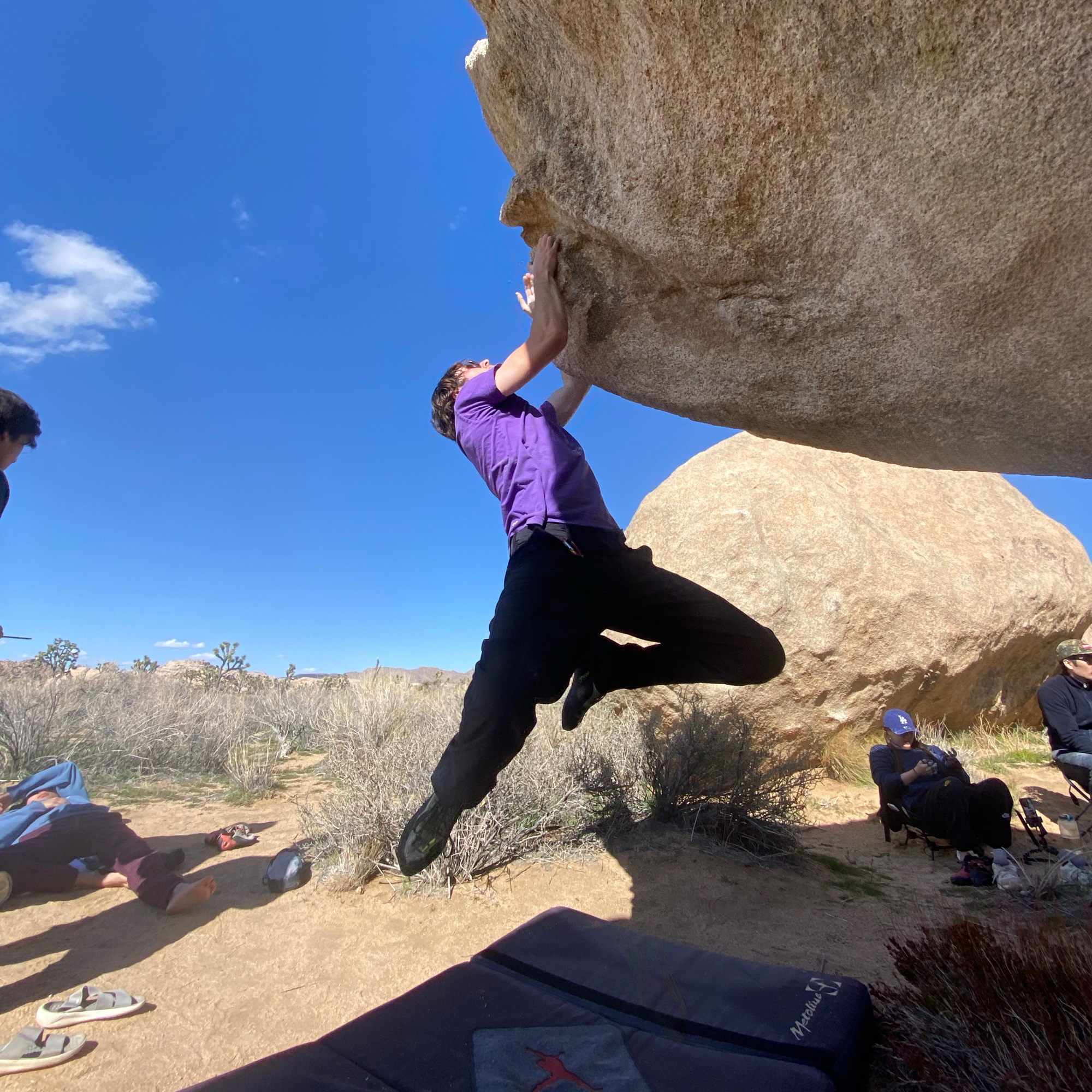 Climbing Beta video of climbers on Little Bighorn v0 in Joshua Tree with undefined beta videos in KAYA, the climber's app - where climbers can log and track their ascents, progress, and connect with their local gym and outdoor climbing community.