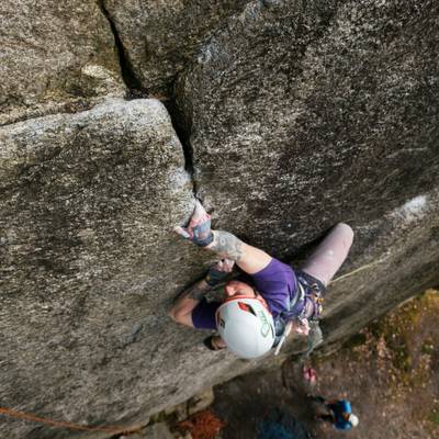 Five star crack 5.12a, Squamish - Beta Video from PeterSends