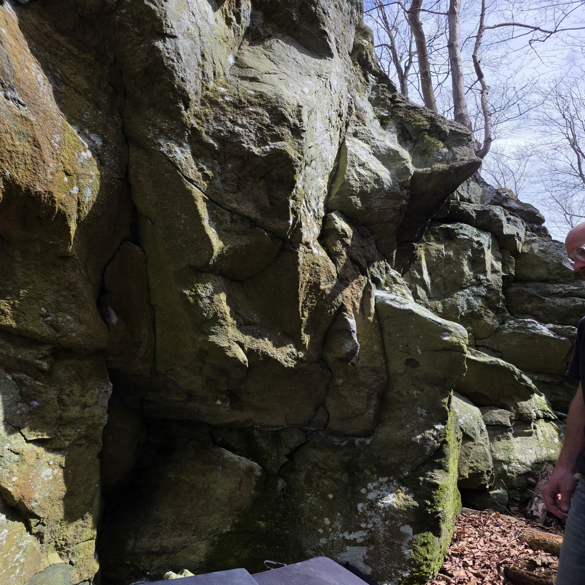Climbing Beta video of climbers on Weekend At Bernie's v3 in Catoctin Mountain with undefined beta videos in KAYA, the climber's app - where climbers can log and track their ascents, progress, and connect with their local gym and outdoor climbing community.