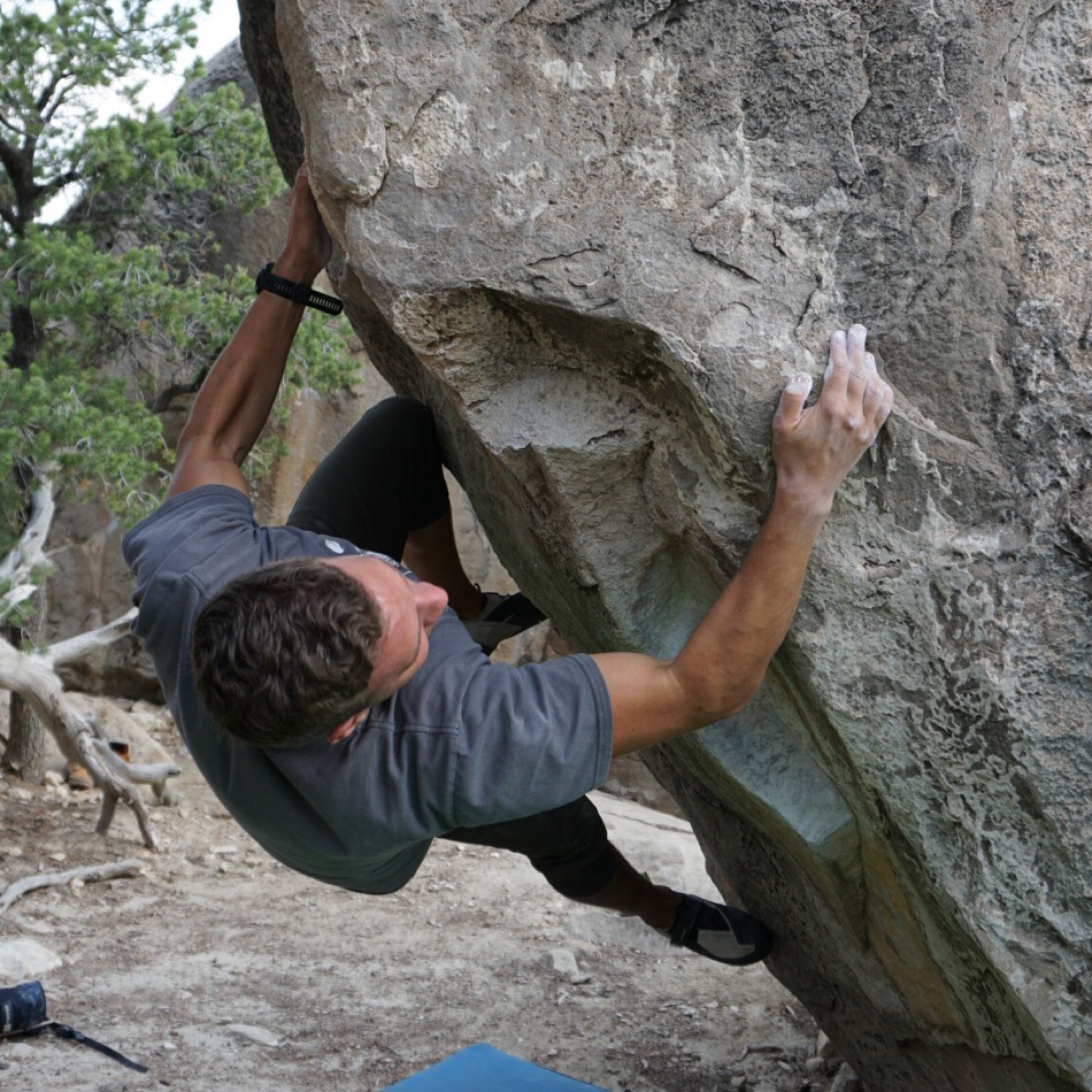 Climbing Beta video of climbers on Sun In My Eyes Traverse v6 in Joe's Valley with undefined beta videos in KAYA, the climber's app - where climbers can log and track their ascents, progress, and connect with their local gym and outdoor climbing community.