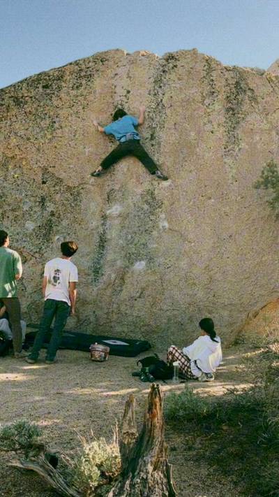 The Green Hornet v4, Bishop - Beta Video from peterclimbs