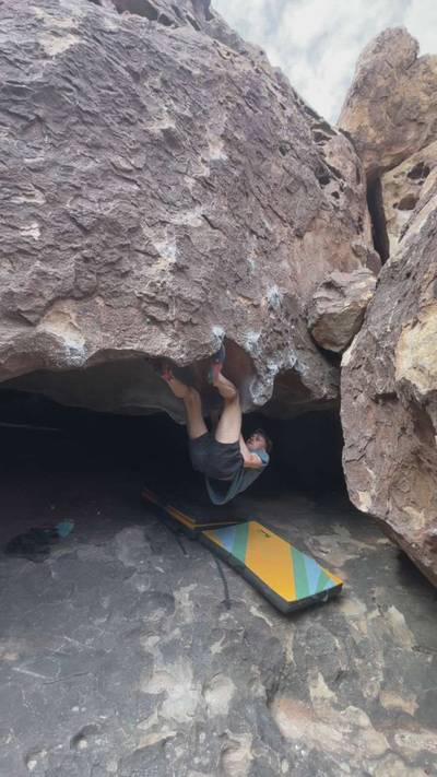 Stegosaur v7, Hueco Tanks - Beta Video from charliethewalker