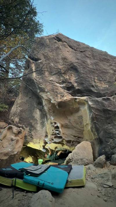 Tube Snake Boogie v7, Joe's Valley - Beta Video from slapthesloper