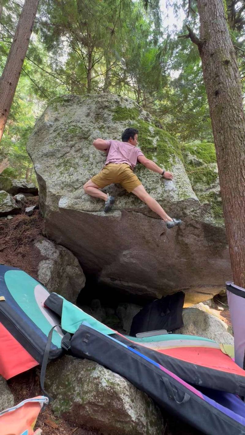 Elegant Groveling on Gravel v10, Squamish - Beta Video from sam.meow