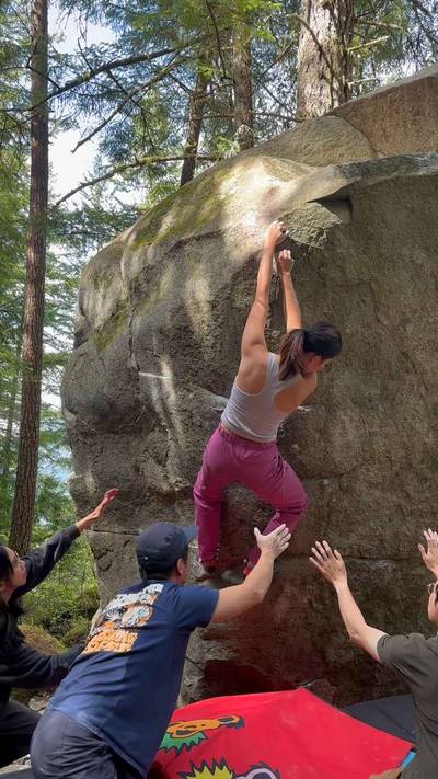 Helping Hands v4, Squamish - Beta Video from sistineclimbs