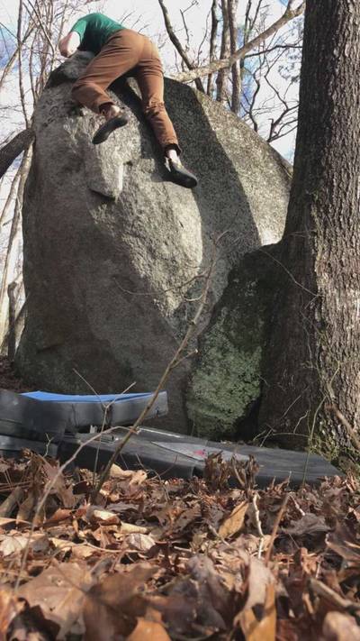 Dogwood Arete v4, Boat Rock - Beta Video from WadingThroughLife