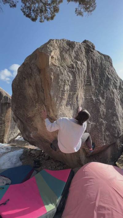 Sun In My Eyes Traverse v6, Joe's Valley - Beta Video from mylesclimbs