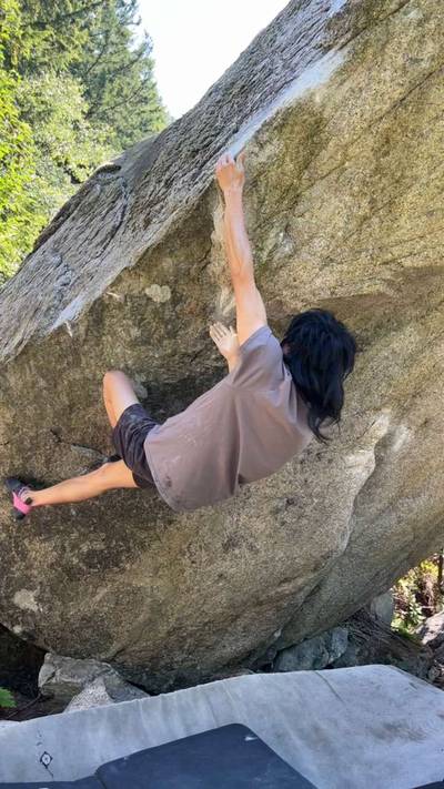 Ivory Corner v10, Squamish - Beta Video from rockk_head