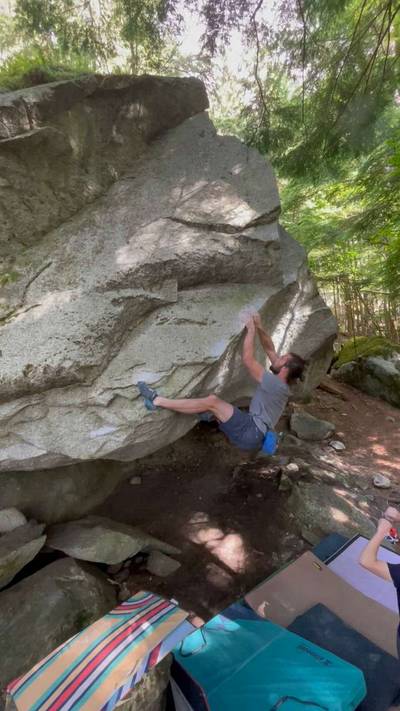 Sharma's Arete v8, Squamish - Beta Video from cinderblock