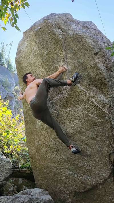 Snake Taint v8, Squamish - Beta Video from CarsonClimbs
