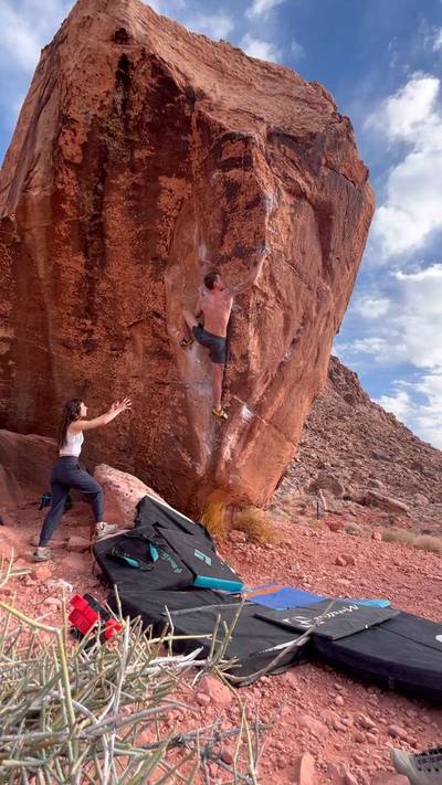 Fear of a Black Hat v9, Red Rock - Beta Video from brennonmtb