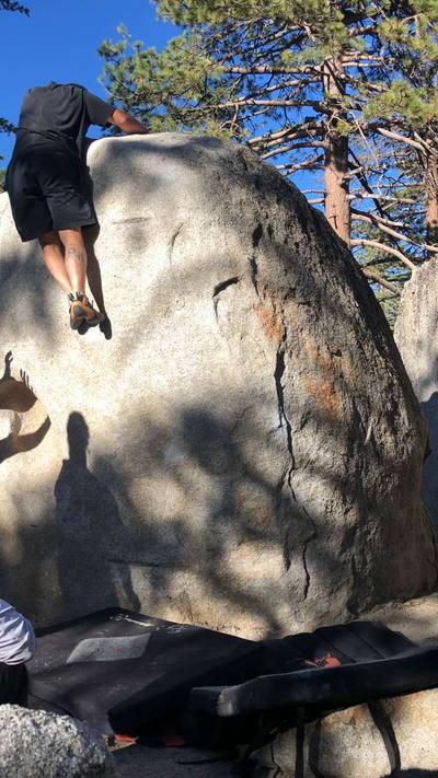 Central Basin Arete v3, Black Mountain - Beta Video from keav
