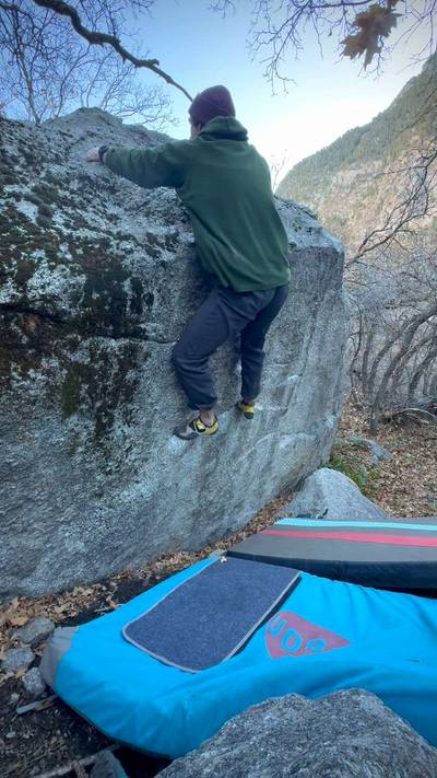 Long v5, Little Cottonwood Canyon - Beta Video from HAYDENe