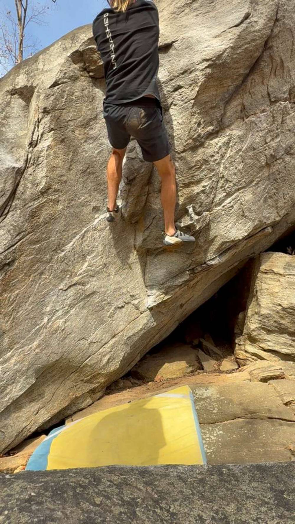 Liza Minelli Corner Sit v4, Rumbling Bald - Beta Video from ChrisNeal