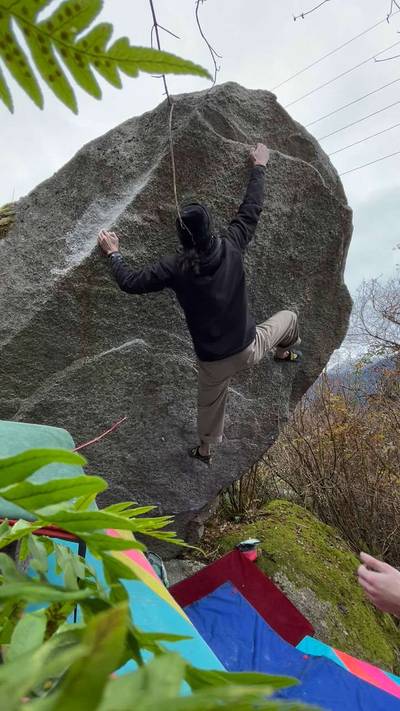 Snake Taint v8, Squamish - Beta Video from seanvanderluit